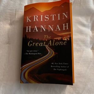 ❌SOLD❌Book The Great Alone. Author Kristin Hannah